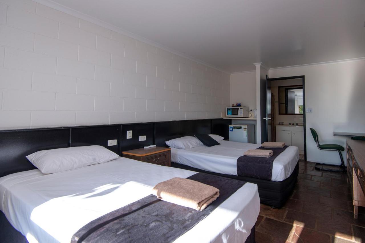 Longreach Most Central Motel Екстериор снимка