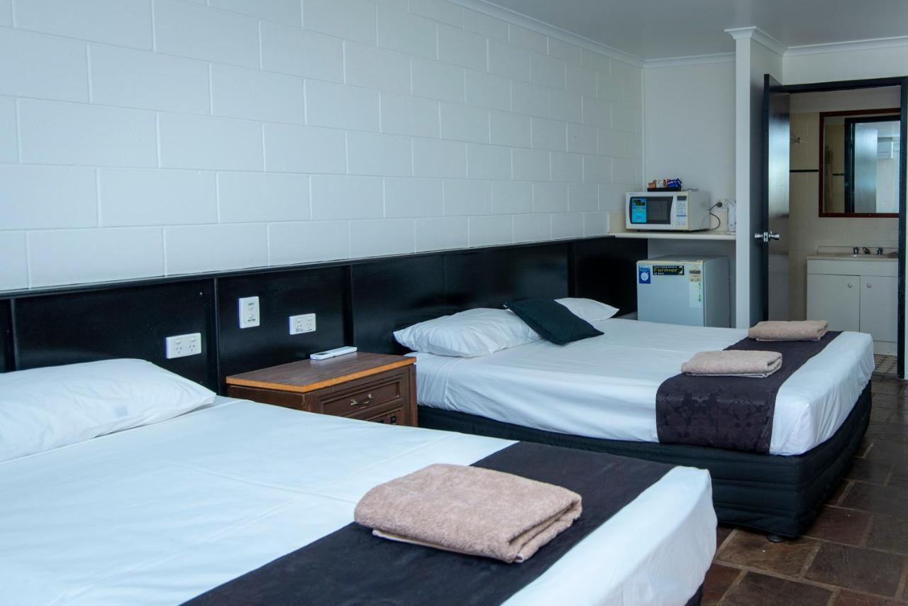 Longreach Most Central Motel Екстериор снимка