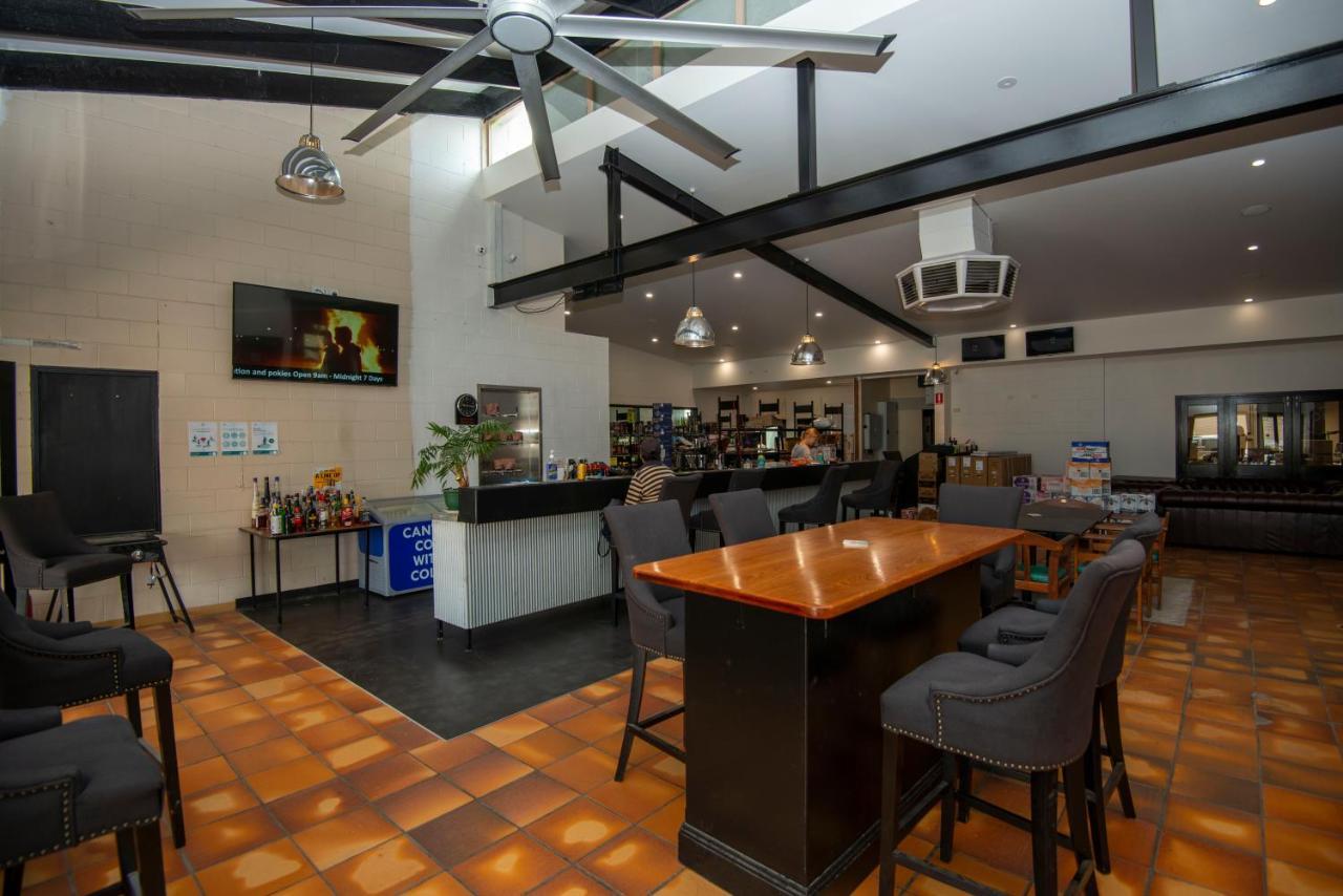 Longreach Most Central Motel Екстериор снимка