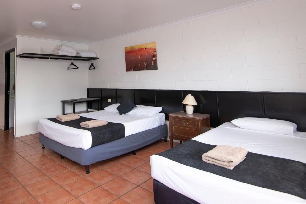 Longreach Most Central Motel Екстериор снимка
