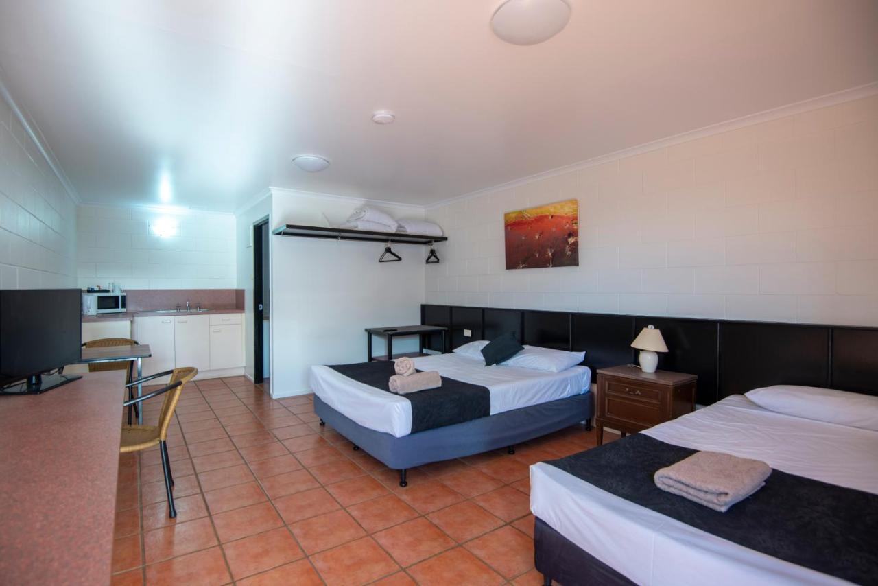 Longreach Most Central Motel Екстериор снимка