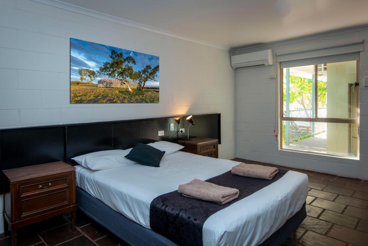 Longreach Most Central Motel Екстериор снимка