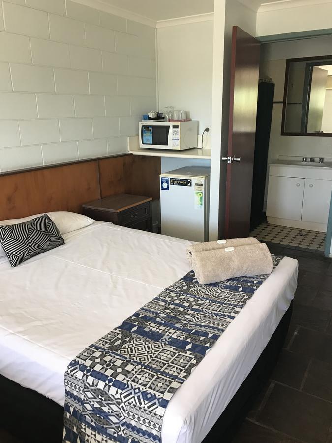 Longreach Most Central Motel Екстериор снимка