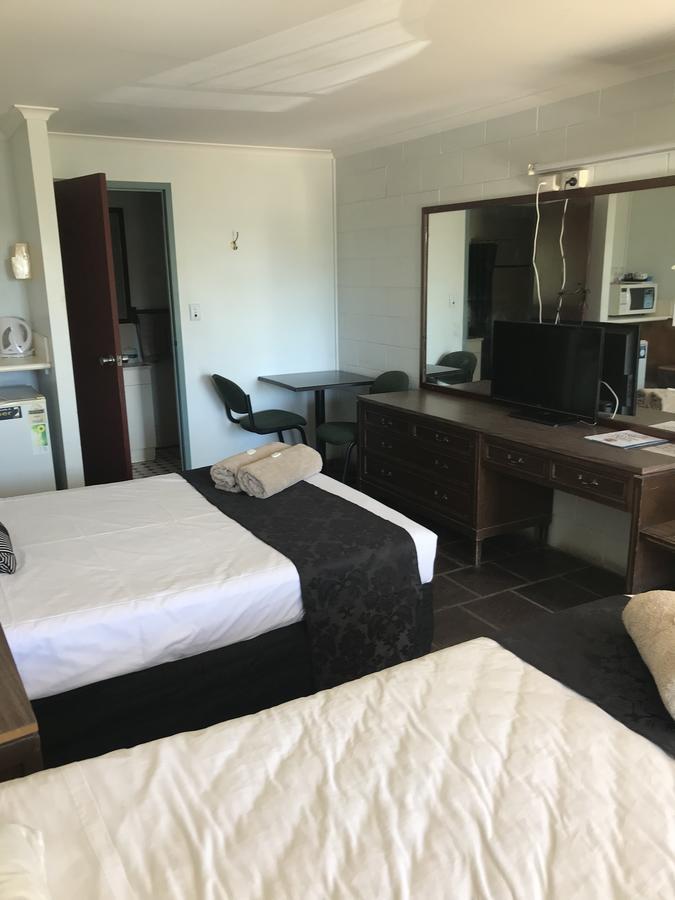 Longreach Most Central Motel Екстериор снимка