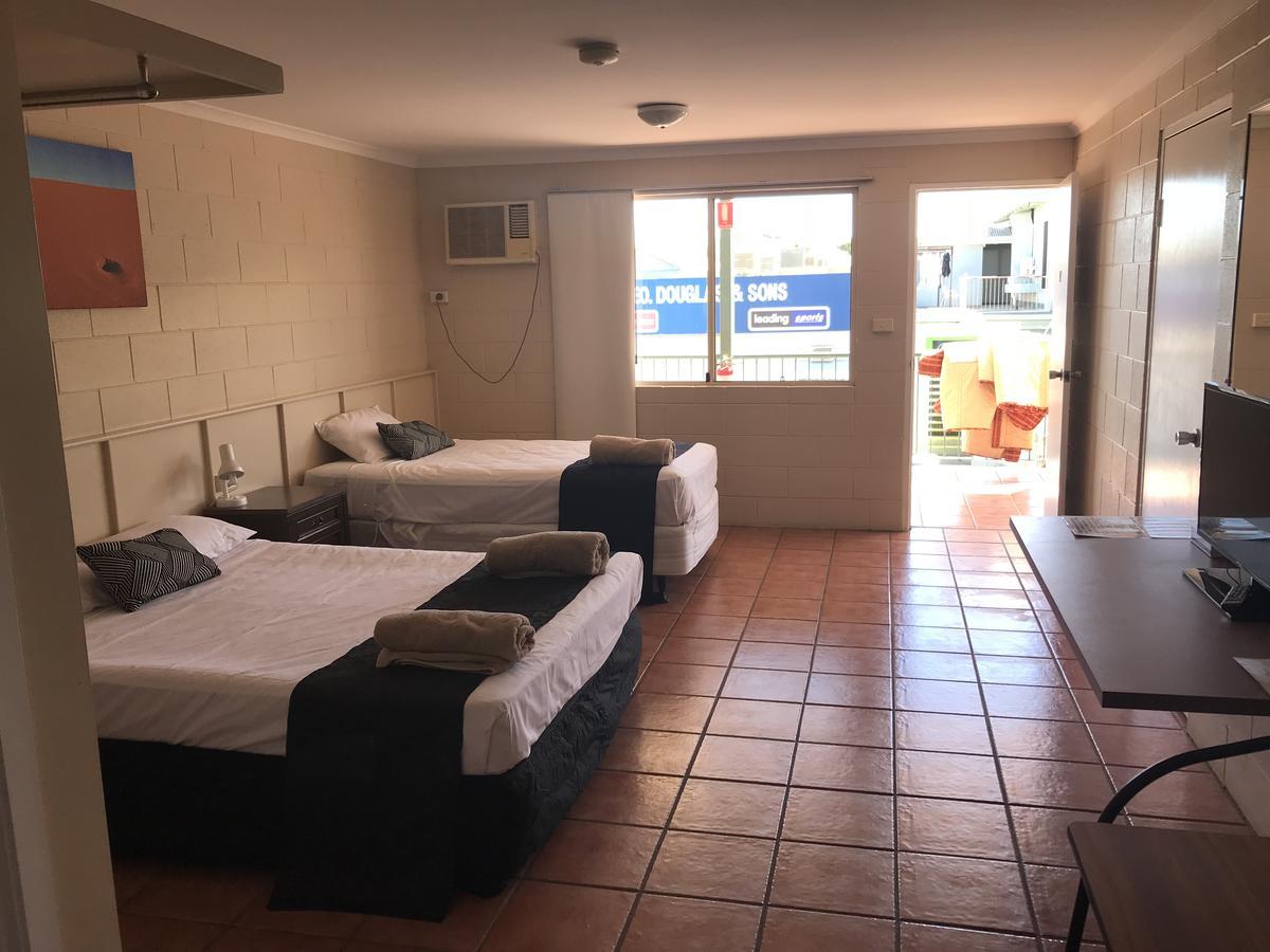 Longreach Most Central Motel Екстериор снимка